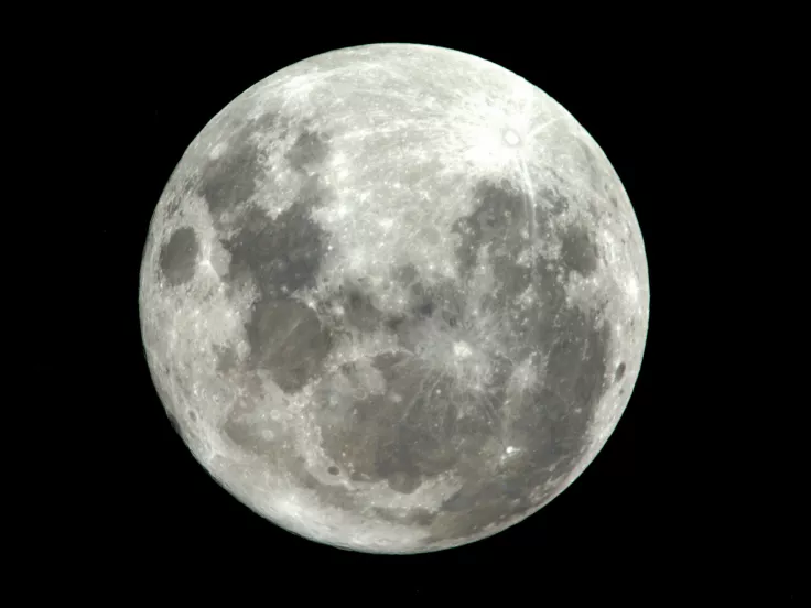 selini moon σεληνη