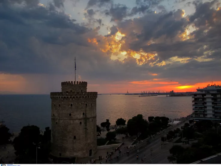 Θεσσαλονίκη: «Final call» για δεκάδες προσλήψεις σε δύο Δήμους