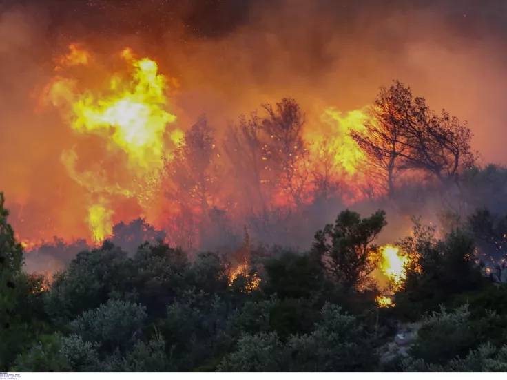 «Συναγερμός»: Πολύ υψηλός κίνδυνος πυρκαγιάς την Τετάρτη