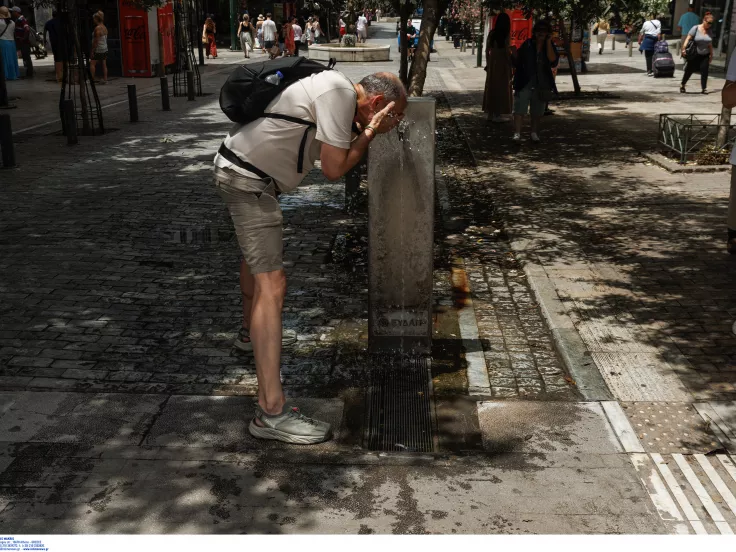 Καιρός: Έσπασε κάθε ρεκόρ η ζέστη τον Ιούνιο στην Ελλάδα