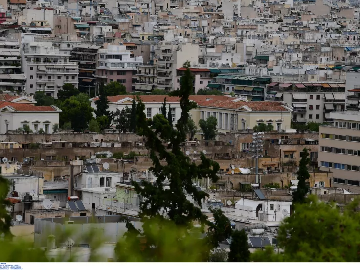 Εξοικονομώ: Από αύριο οι αιτήσεις - Επιδότηση έως και 35.000 ευρώ