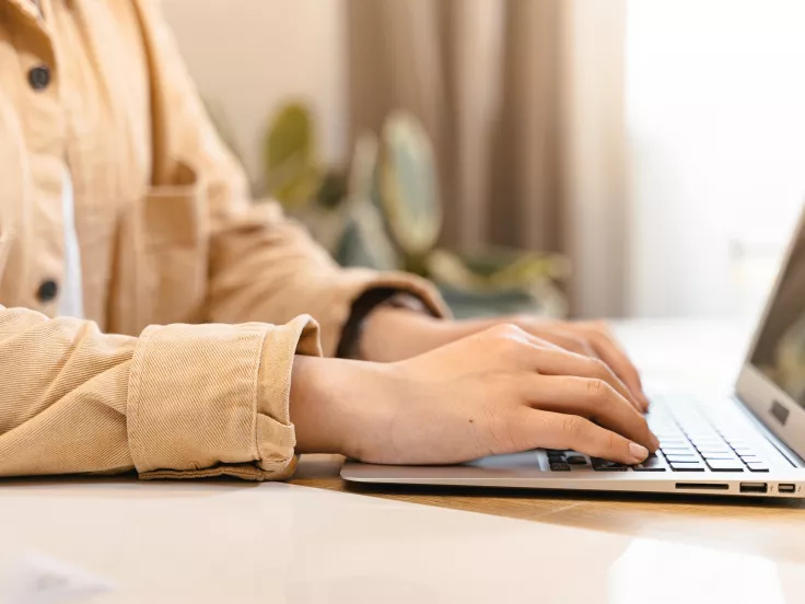 Θέσεις εργασίας και προσλήψεις