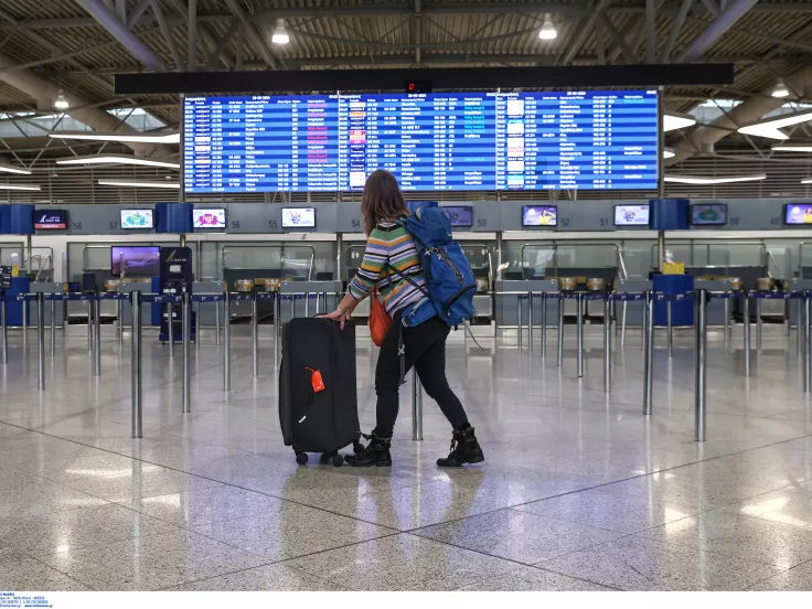 Αεροπλάνο: Τέλος στη δωρεάν χειραποσκευή – Τι προβλέπει ευρωπαϊκή ρύθμιση