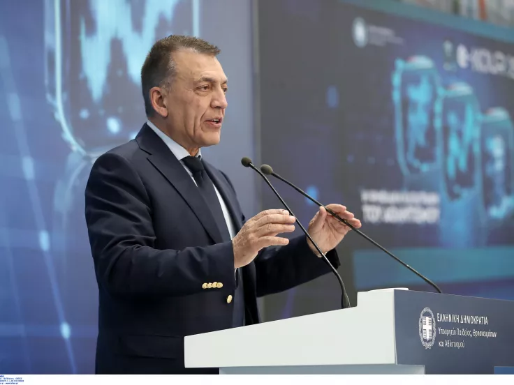 Τελεσίγραφο Βρούτση: «Αν δεν έρθουν Αγγελόπουλοι-Γιαννακόπουλος, τέλος το πρωτάθλημα»