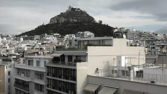 «Καμπάνες» έως €40.000 για νέα Airbnb στο κέντρο της Αθήνας