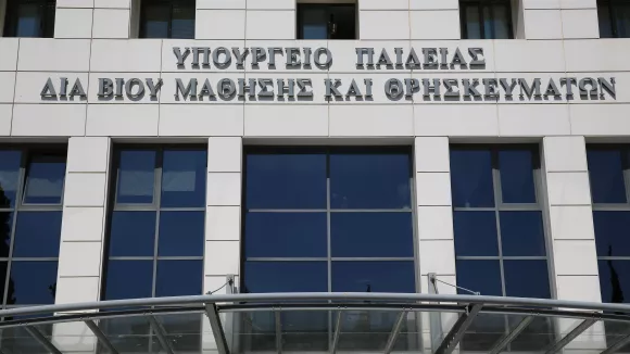 ΥΠΑΙΘΑ: Πρώτο και με διαφορά σε αποχωρήσεις προσωπικού το 2023-2024