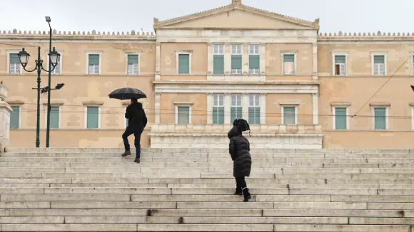 Επιδεινώνεται ο καιρός: Καταιγίδες αύριο και στην Αττική