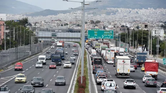 Κίνηση: Στο «κόκκινο» ο Κηφισός - Πού αλλού εντοπίζονται καθυστερήσεις