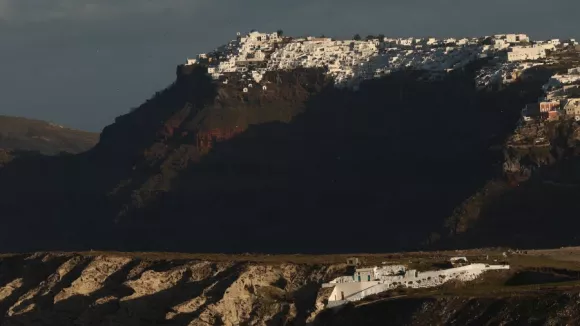 ΕΚΠΑ για Σαντορίνη: Σταδιακή ύφεση παρουσιάζει η σεισμικότητα - Πάνω από 22,600 οι σεισμοί