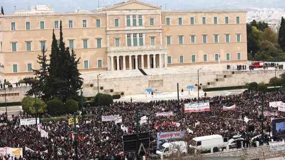 ΑΔΕΔΥ: Κήρυξε 24ωρη απεργία την Τετάρτη 9 Απριλίου