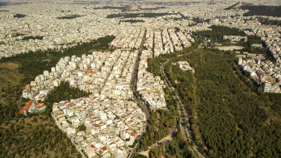 Προσλήψεις σερβιτόρων στον Δήμο Καισαριανής - Πού θα κάνετε αίτηση