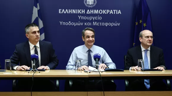 Μητσοτάκης: Σχέδιο παρεμβάσεων για τα ΜΜΜ τον Απρίλιο - Σιγή ιχθύος για τη «λάθος» σήραγγα του μετρό