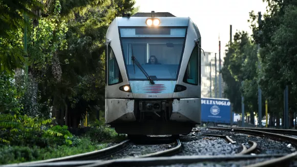 Προαστιακός: Ακινητοποιήθηκαν όλοι οι συρμοί λόγω διακοπής ρεύματος