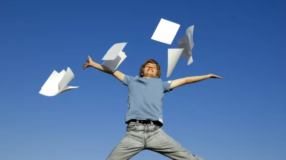 Τι σημαίνει η λέξη «φλογοβόλος»