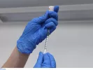 Αποσύρεται παγκόσμια το εμβόλιο της AstraΖeneca κατά του κορονοϊού
