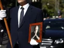 Η Ελλάδα αποχαιρέτησε τον Διονύση Σαββόπουλο (εικόνες, βίντεο)