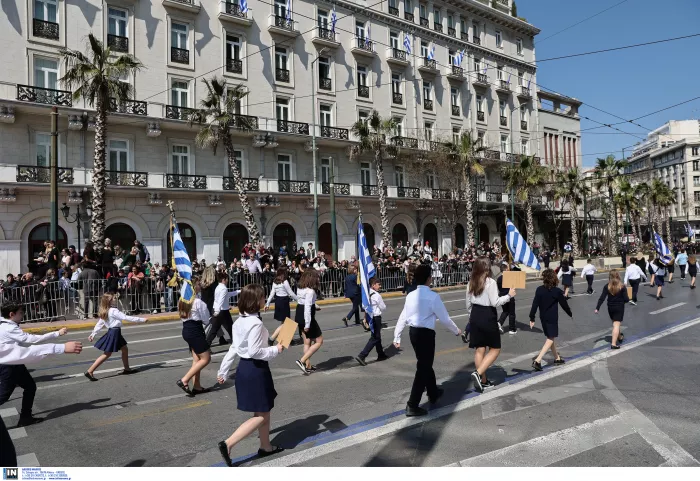 Ολοκληρώθηκε η παρέλαση για την 25η Μαρτίου