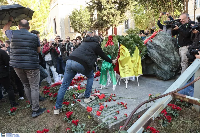 Ανδρουλάκης Πολυτεχνείο