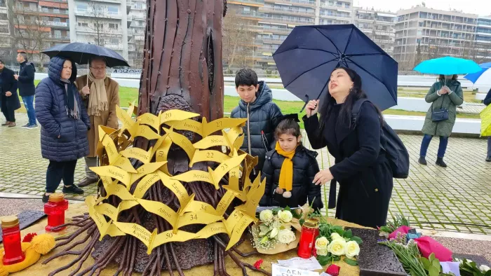 Μνημείο Τέμπη στη Θεσσαλονίκη