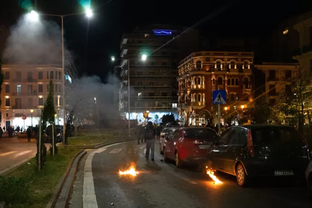 Θεσσαλονίκη: Στον εισαγγελέα ο 32χρονος αστυνομικός για τον πυροβολισμό του 16χρονου