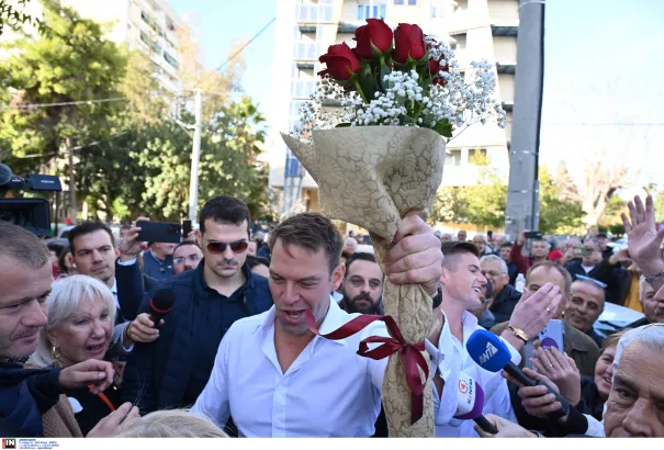 Κασσελάκης: Ανακοίνωσε νέο «ίδρυμα» χωρίς όνομα